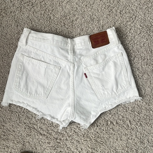 Levi's Pants - LEVI'S 501 Original Short - White 27